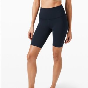 Lululemon Wunder train high rise short 8” - Navy